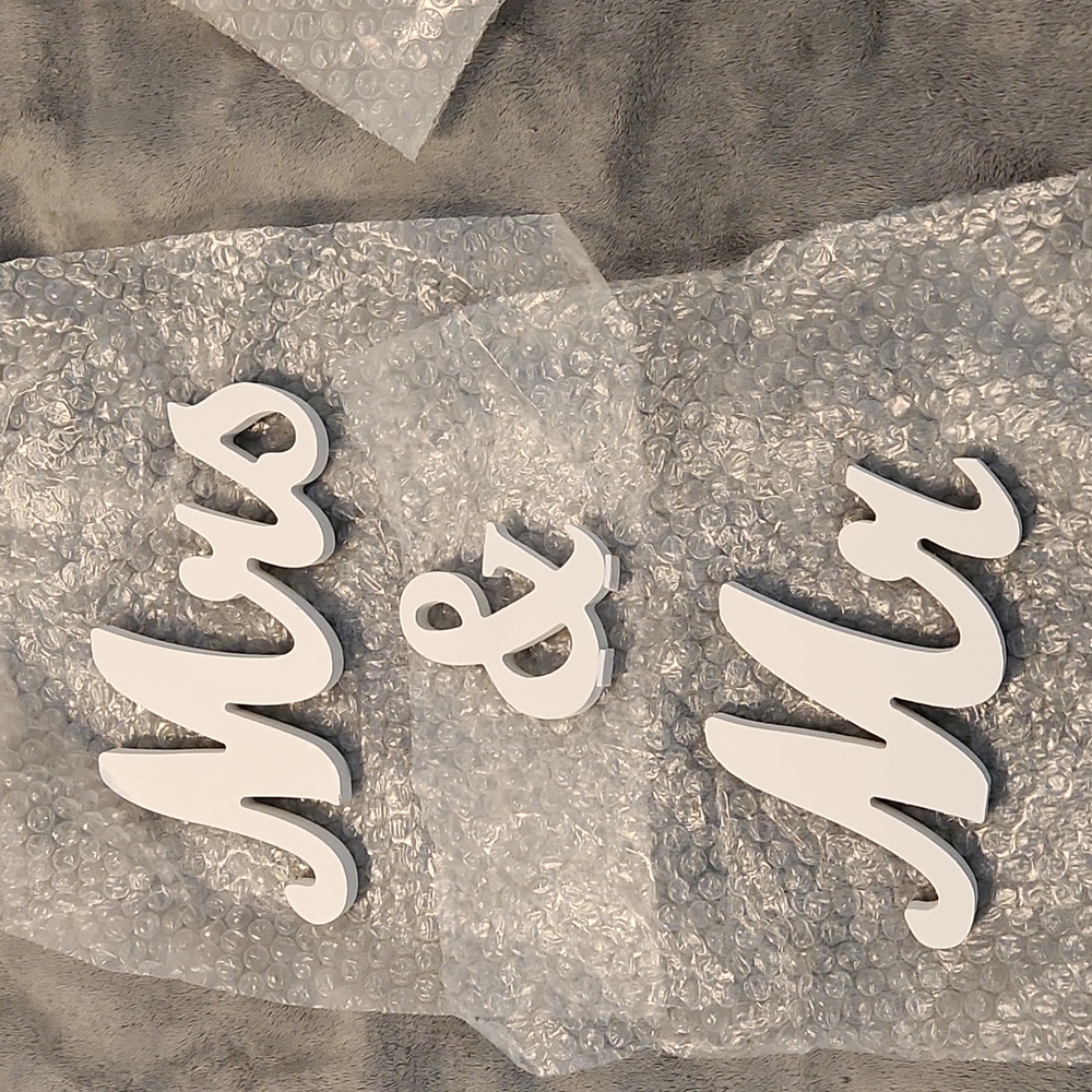 Mr and Mrs wedding table signs
